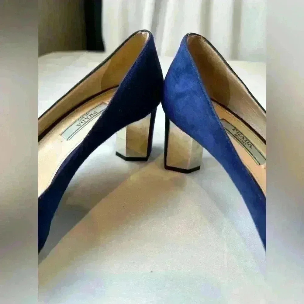PRADA Calzature Donna Blue Suede Hexagon Heel Pumps, Size 38 - Picture 10 of 13